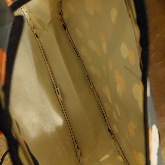 Travel Bag - Picture 5 of 6